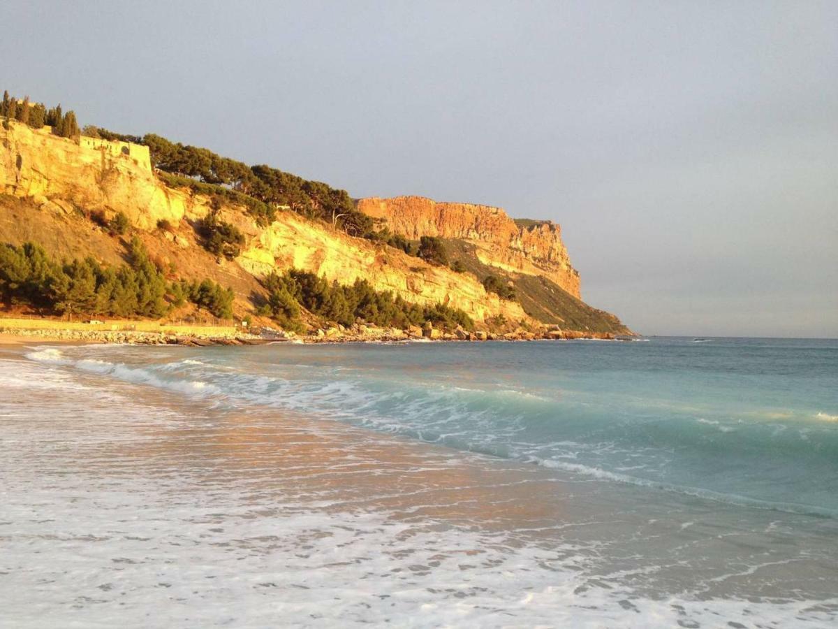 Apartamento Les Pieds Dans L'Eau Par Dodo-A-Cassis Exterior foto